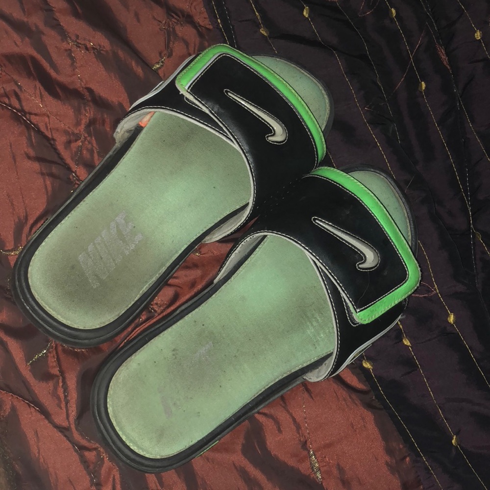 Nike men's slides